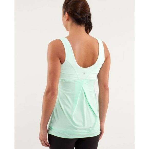 Lululemon Run: Tame Me Tank Light Green -Size 8 - Picture 8 of 10